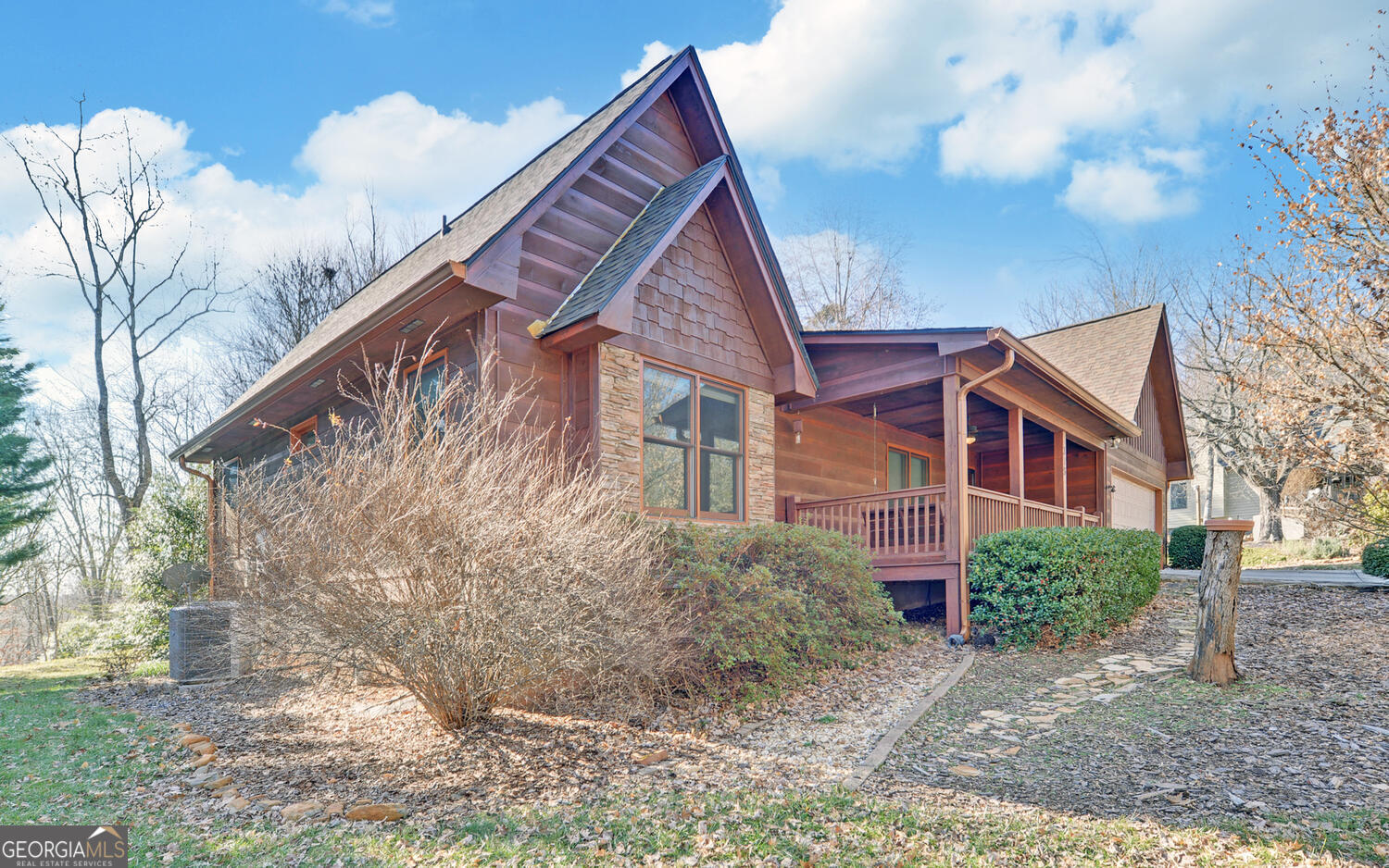 315 Noelle LN