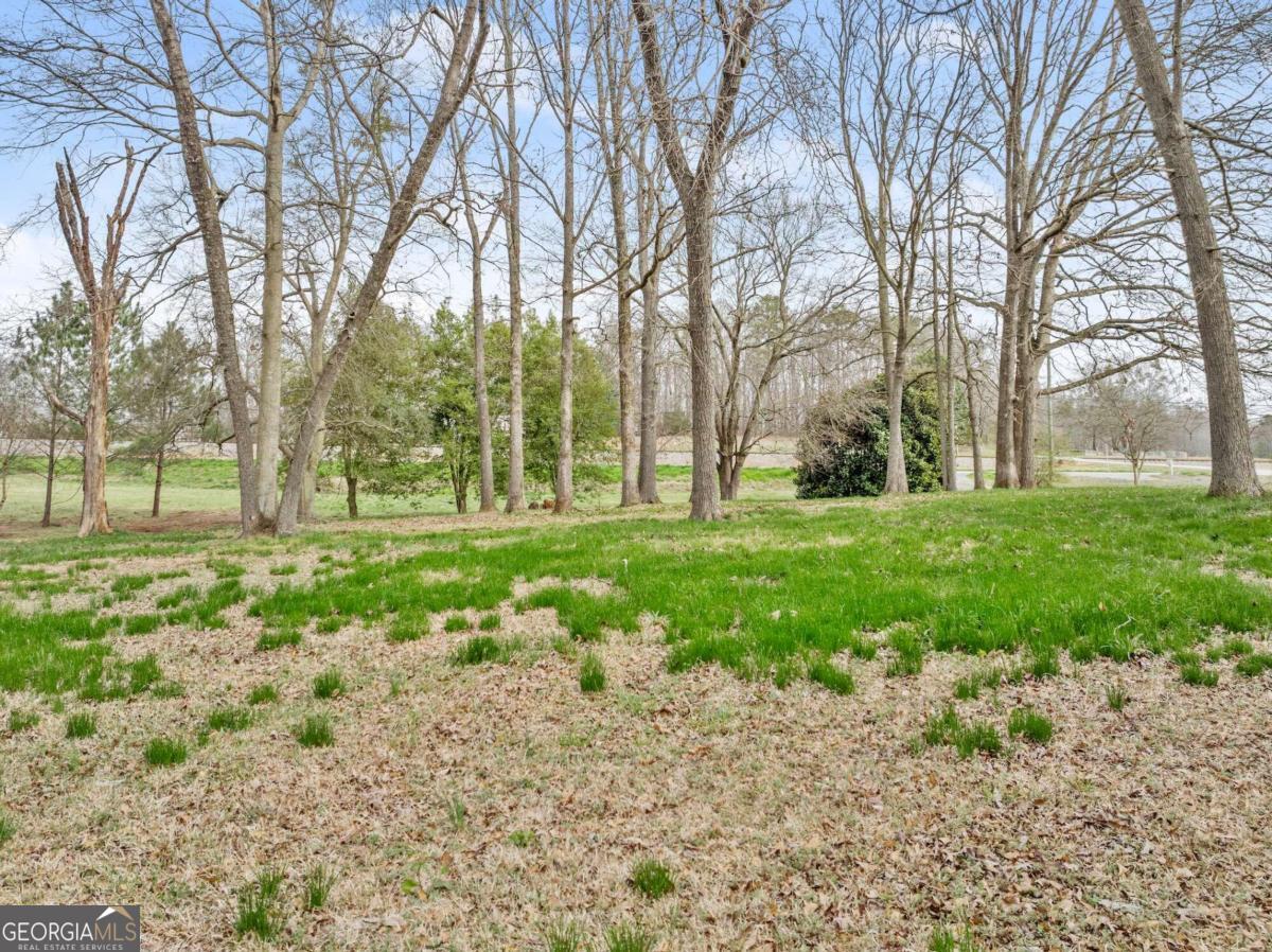 6485 Maysville RD