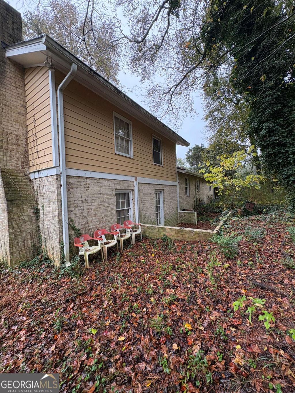 Photo of 383 Ben Avenue SW, Lilburn, GA 30047 (MLS # 10637269)