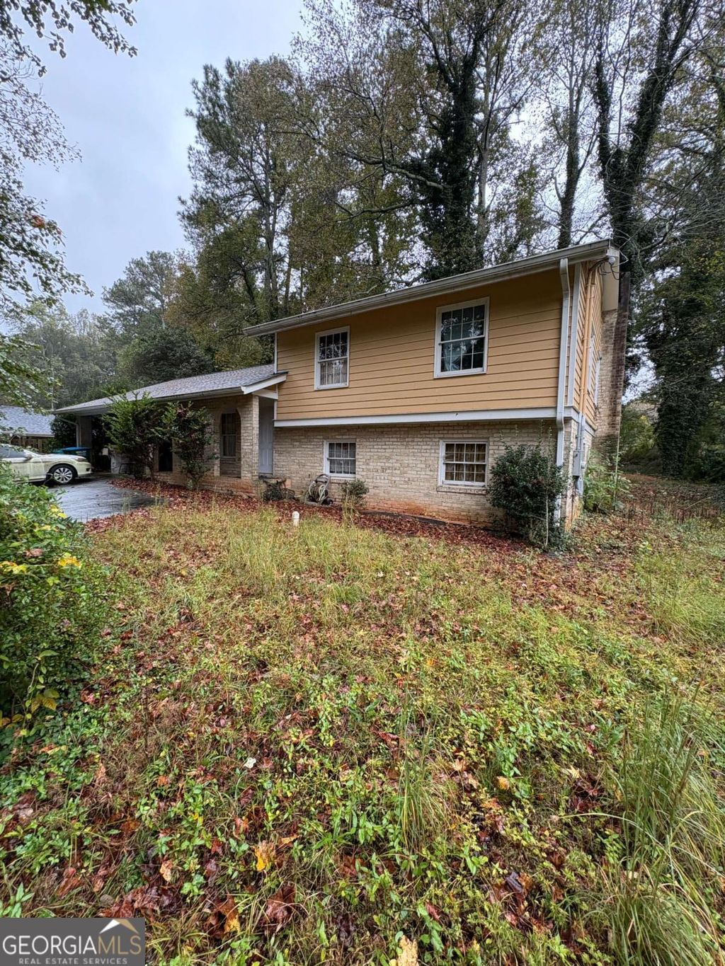 Photo of 383 Ben Avenue SW, Lilburn, GA 30047 (MLS # 10637269)