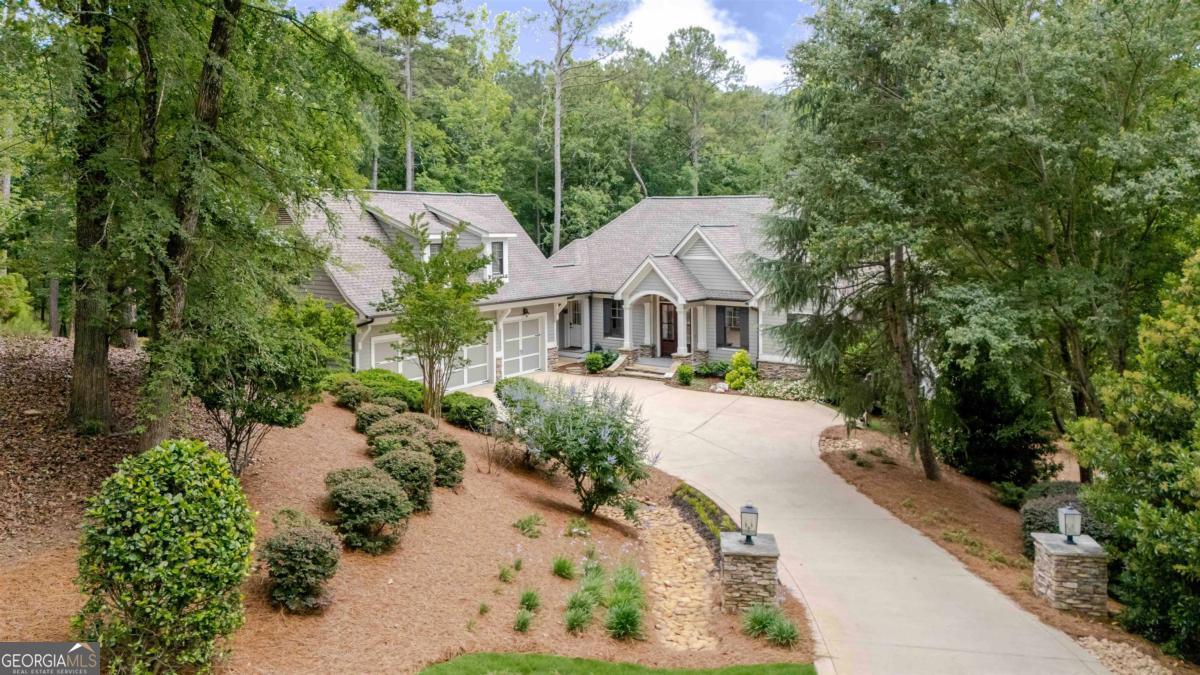 1010 Jones Bluff CT