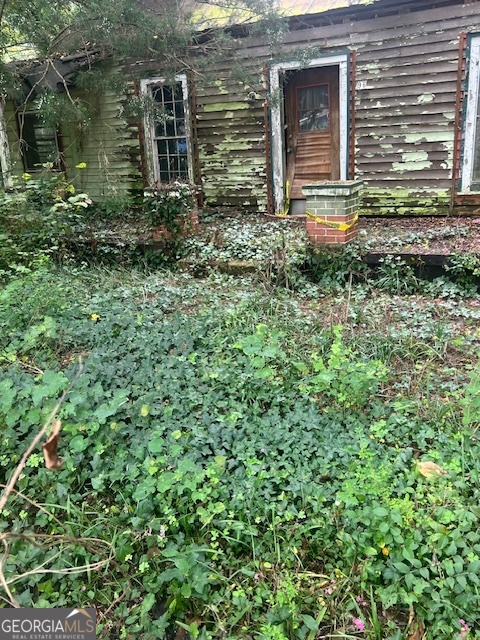 1196 W Hancock AVE W 1