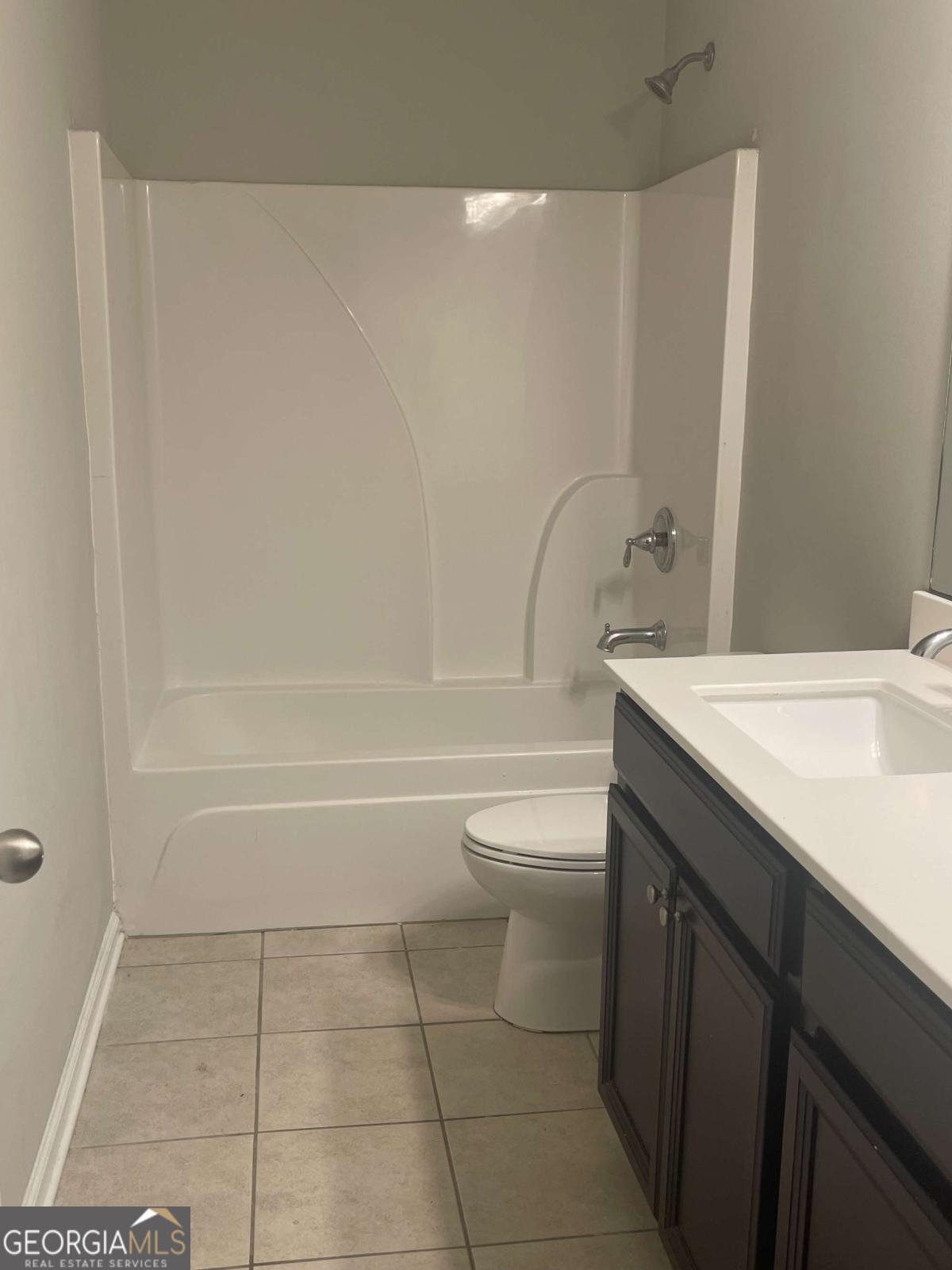Abbotts Square - Residential Lease