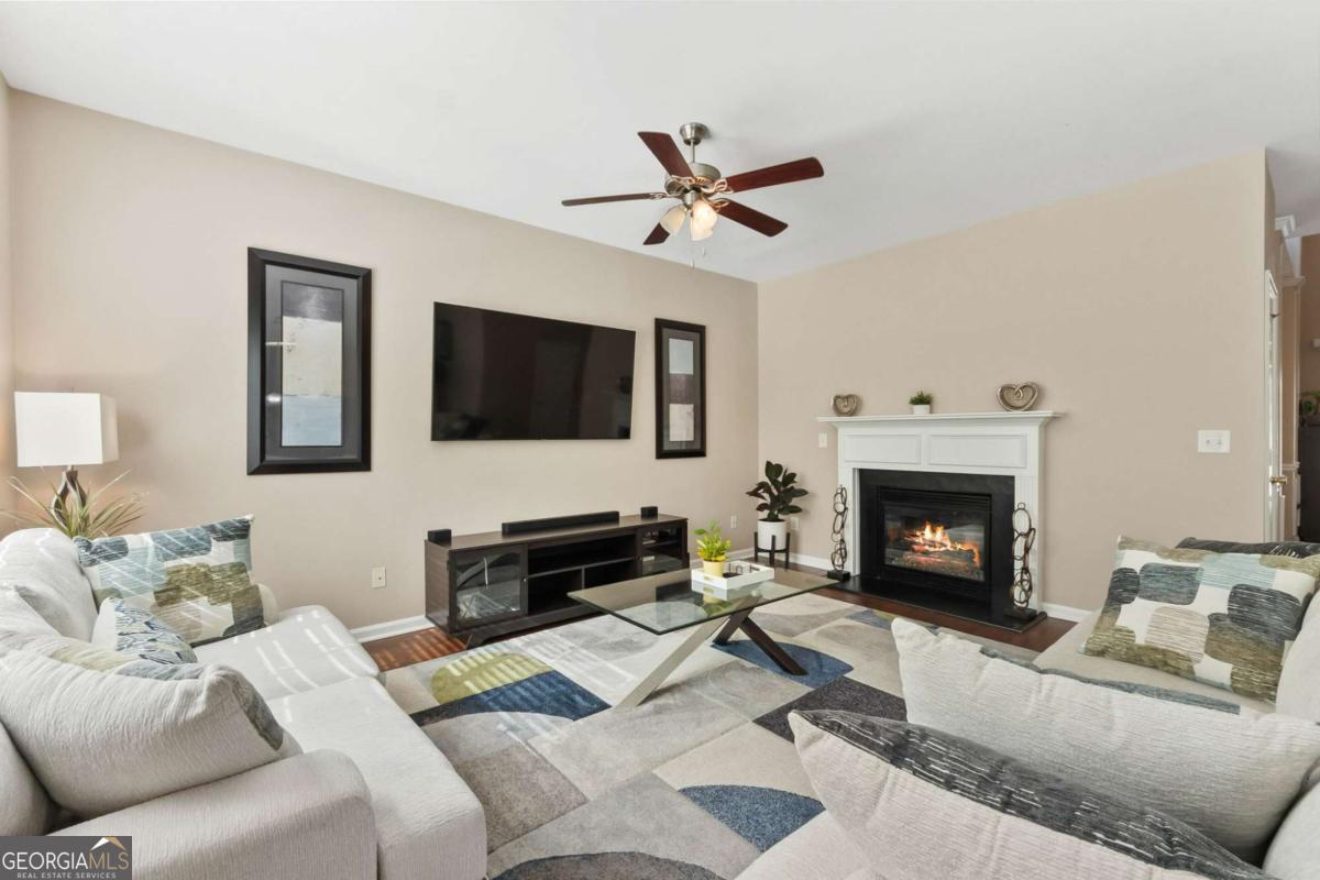 Cooper Manor - Residential