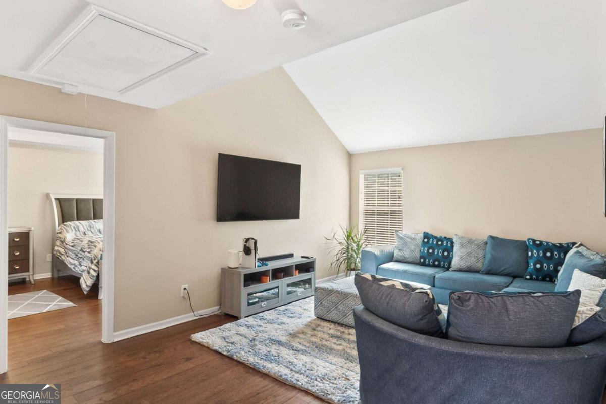 Cooper Manor - Residential