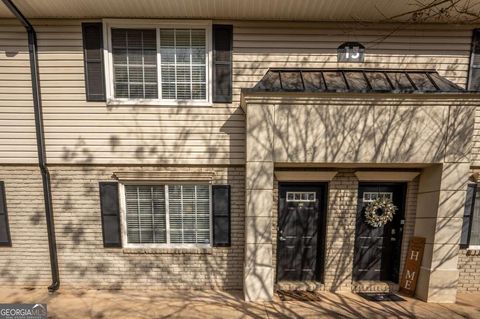 Photo of 6940 Roswell Road #15C, Atlanta, GA 30328 (MLS # 10567010)