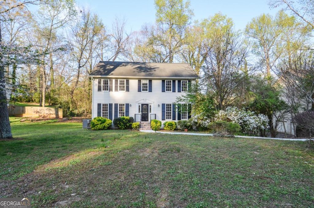 Photo of 717 Hunt Station Drive, Lawrenceville, GA 30044 (MLS # 10720099)