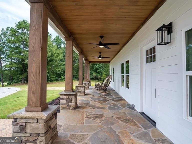 1370 Howard Lewis RD