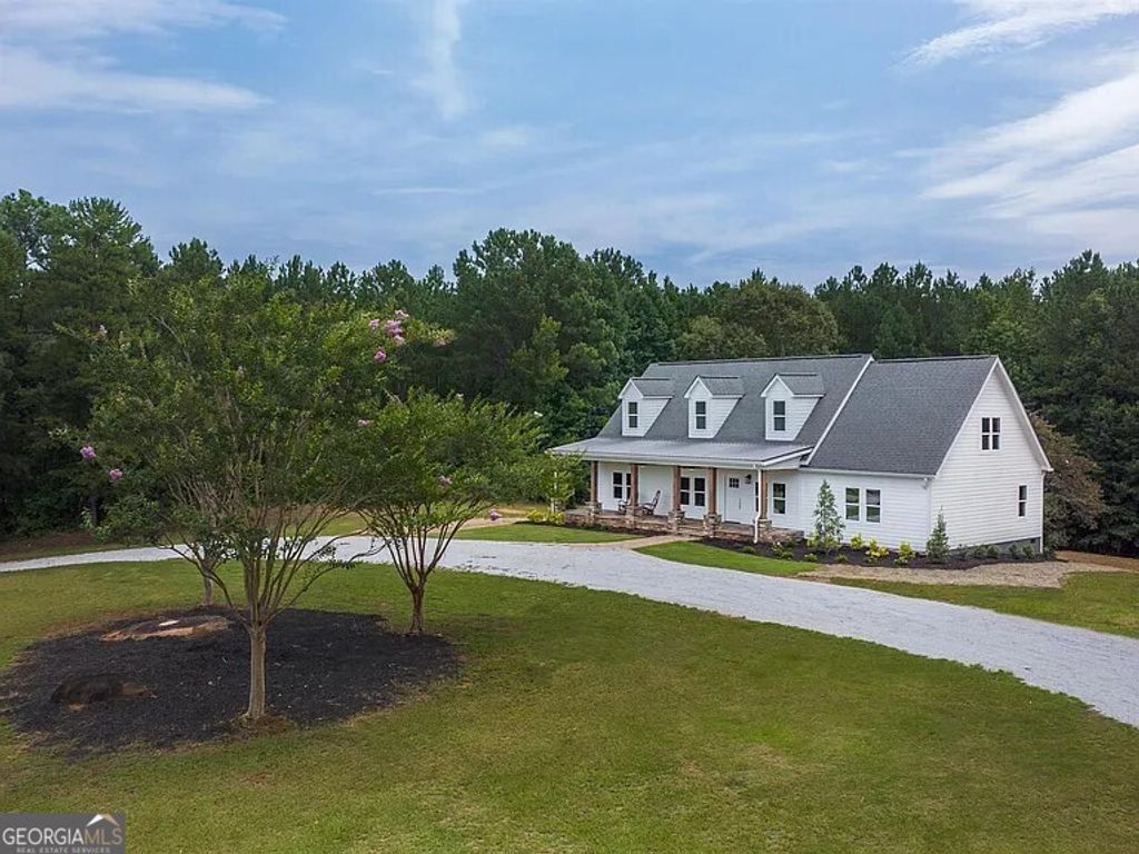 Photo of 1370 Howard Lewis Road, White Plains, GA 30678 (MLS # 10703132)