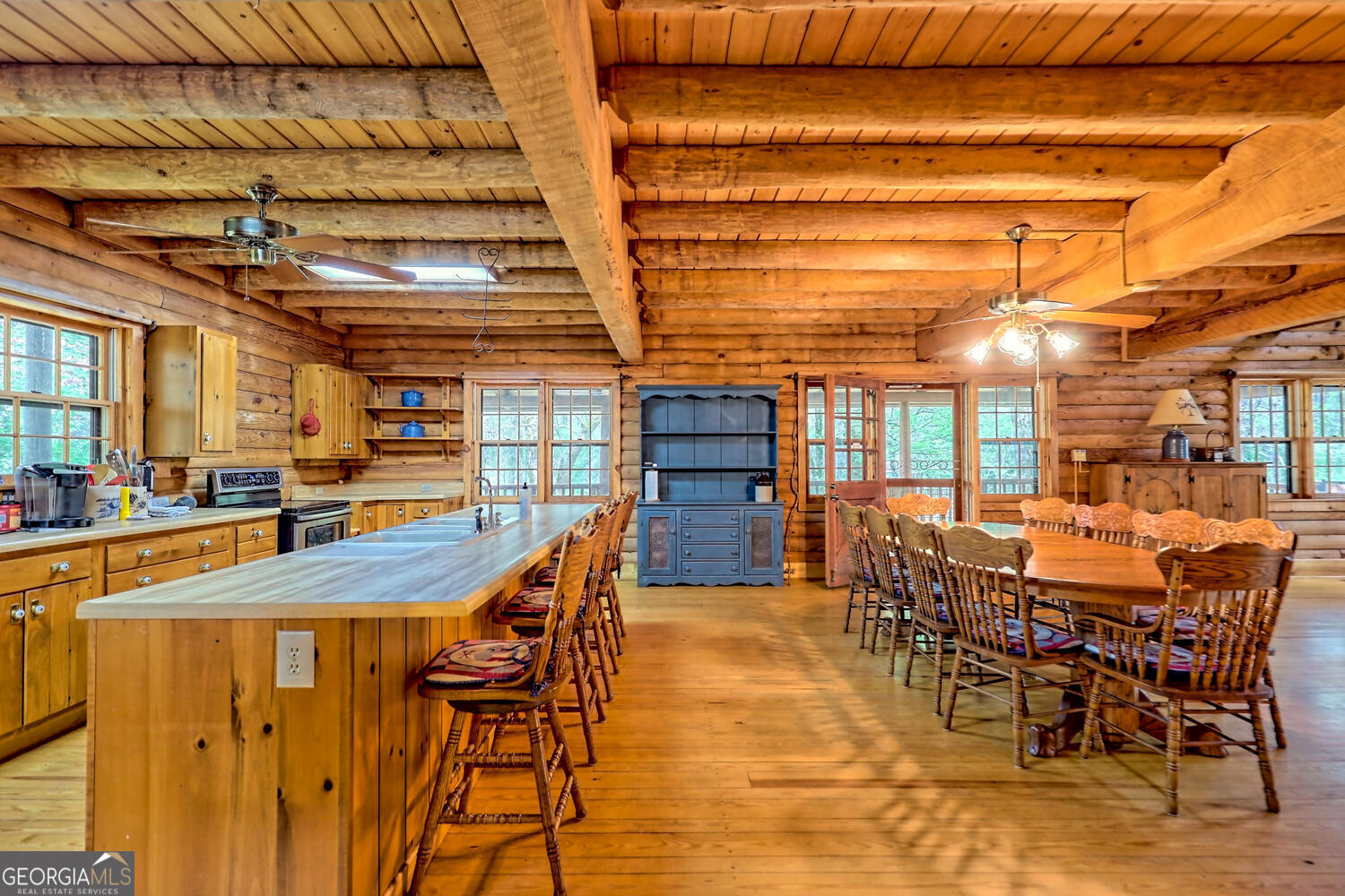 Otto, North Carolina 28763, United States, 3 Bedrooms Bedrooms, ,3 BathroomsBathrooms,Residential,Active,93893