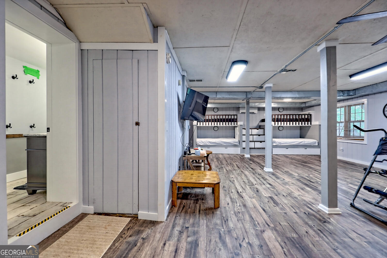 Otto, North Carolina 28763, United States, 3 Bedrooms Bedrooms, ,3 BathroomsBathrooms,Residential,Active,93893