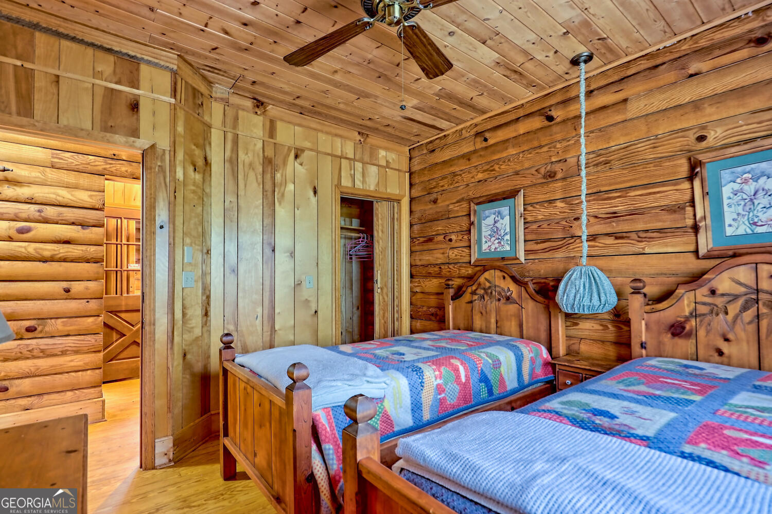 Otto, North Carolina 28763, United States, 3 Bedrooms Bedrooms, ,3 BathroomsBathrooms,Residential,Active,93893