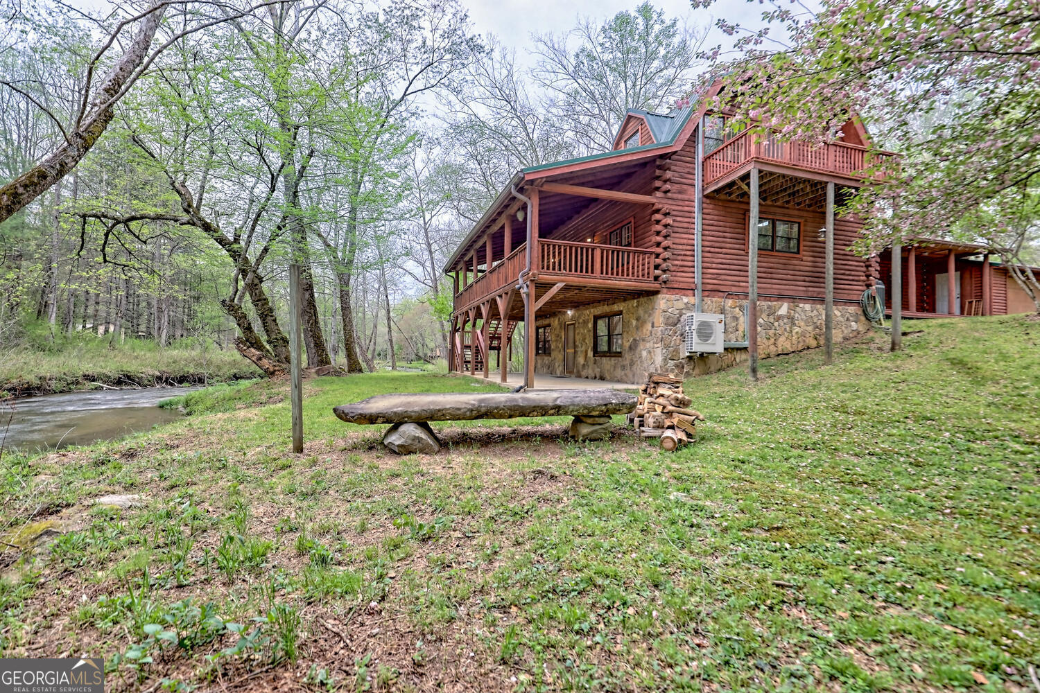 Otto, North Carolina 28763, United States, 3 Bedrooms Bedrooms, ,3 BathroomsBathrooms,Residential,Active,93893