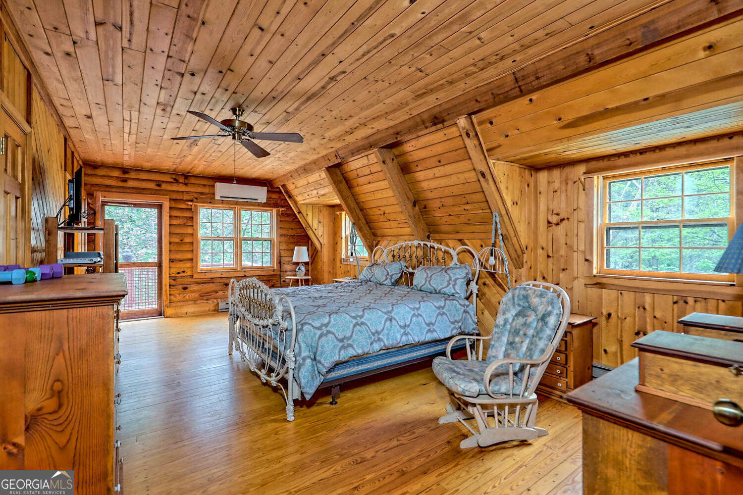 Otto, North Carolina 28763, United States, 3 Bedrooms Bedrooms, ,3 BathroomsBathrooms,Residential,Active,93893