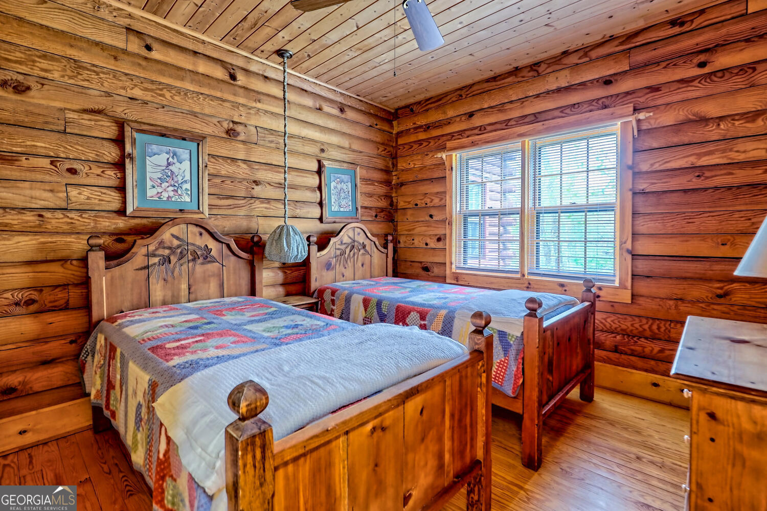 Otto, North Carolina 28763, United States, 3 Bedrooms Bedrooms, ,3 BathroomsBathrooms,Residential,Active,93893