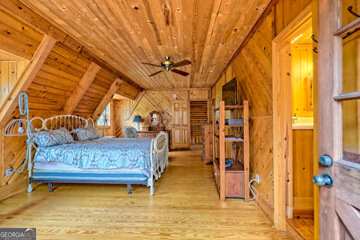 Otto, North Carolina 28763, United States, 3 Bedrooms Bedrooms, ,3 BathroomsBathrooms,Residential,Active,93893