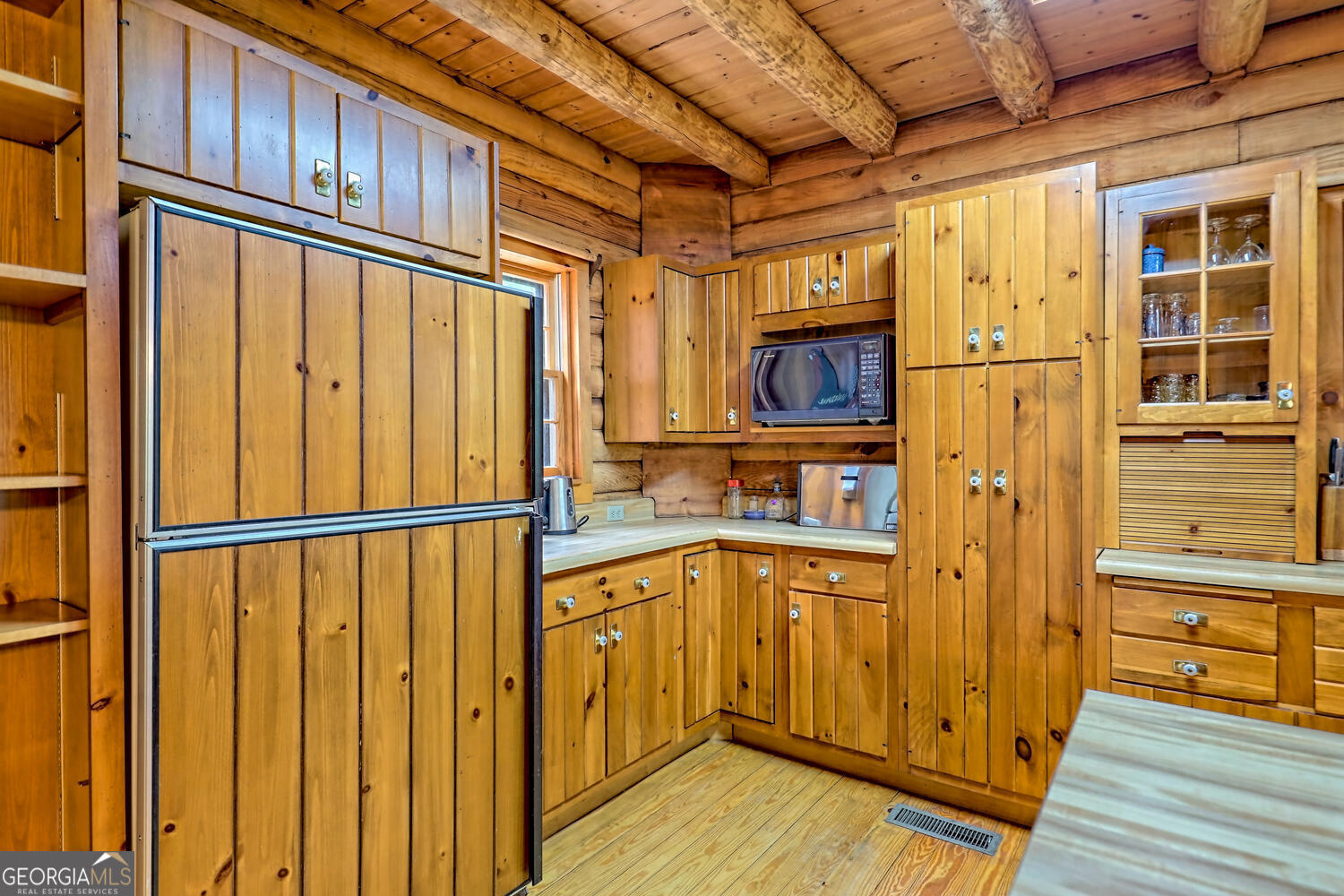 Otto, North Carolina 28763, United States, 3 Bedrooms Bedrooms, ,3 BathroomsBathrooms,Residential,Active,93893