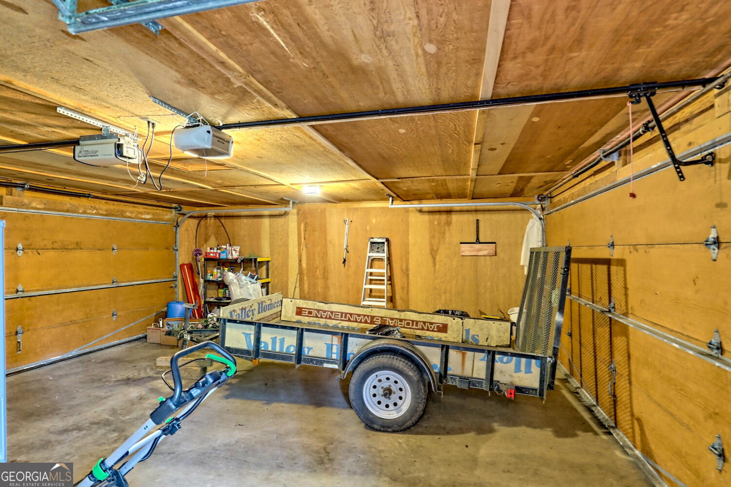 Otto, North Carolina 28763, United States, 3 Bedrooms Bedrooms, ,3 BathroomsBathrooms,Residential,Active,93893