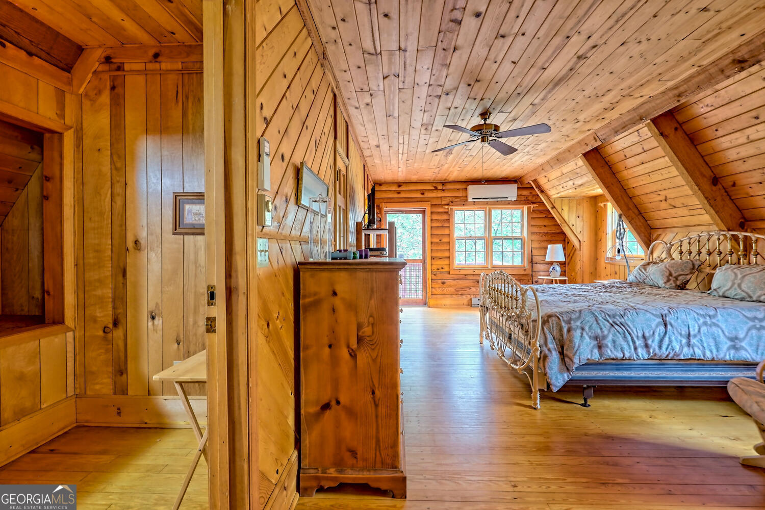 Otto, North Carolina 28763, United States, 3 Bedrooms Bedrooms, ,3 BathroomsBathrooms,Residential,Active,93893