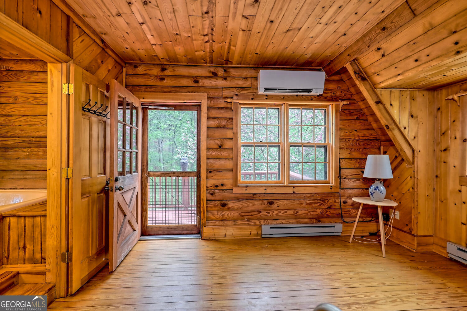 Otto, North Carolina 28763, United States, 3 Bedrooms Bedrooms, ,3 BathroomsBathrooms,Residential,Active,93893