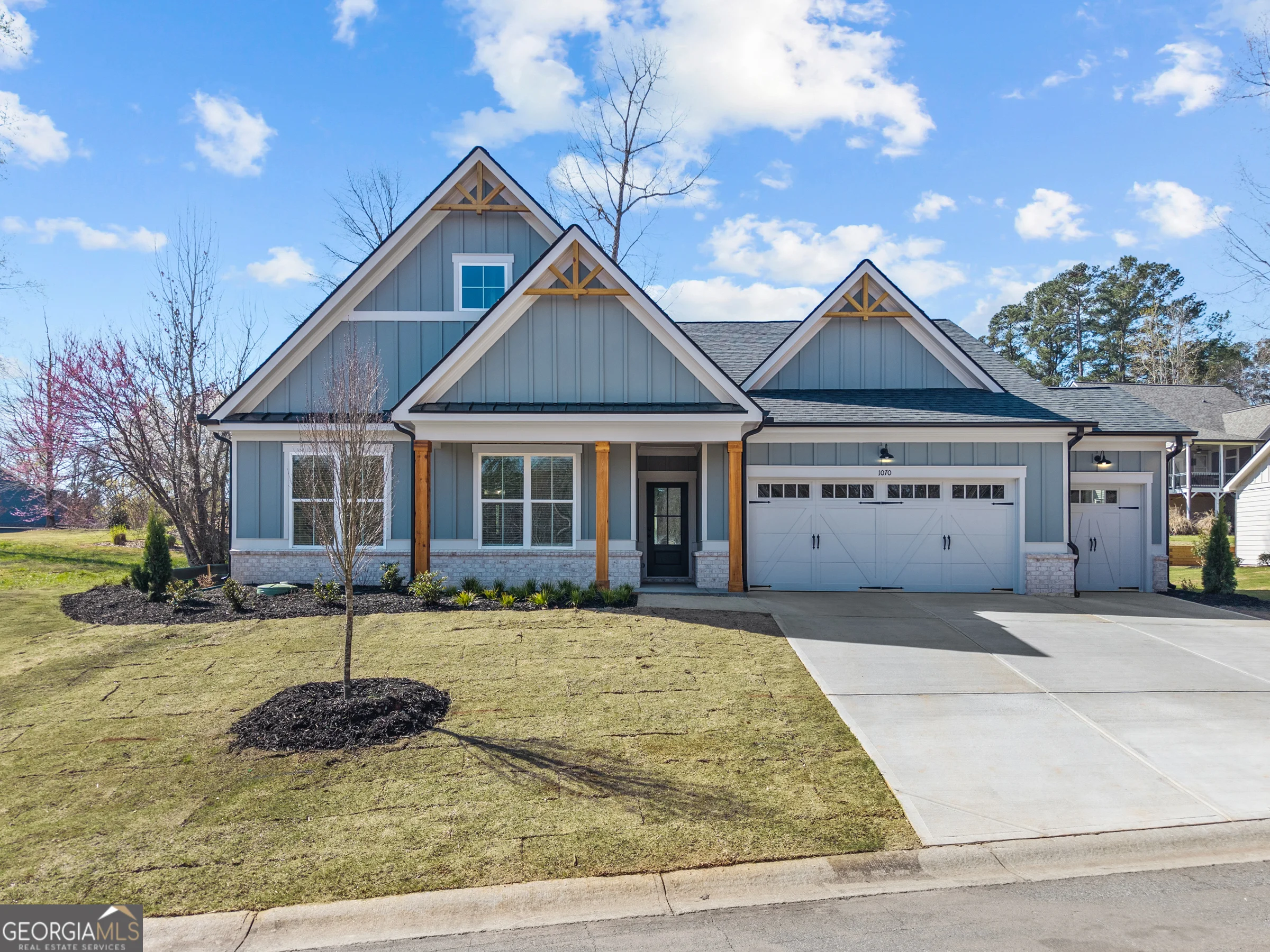 1070 Brassie Lane