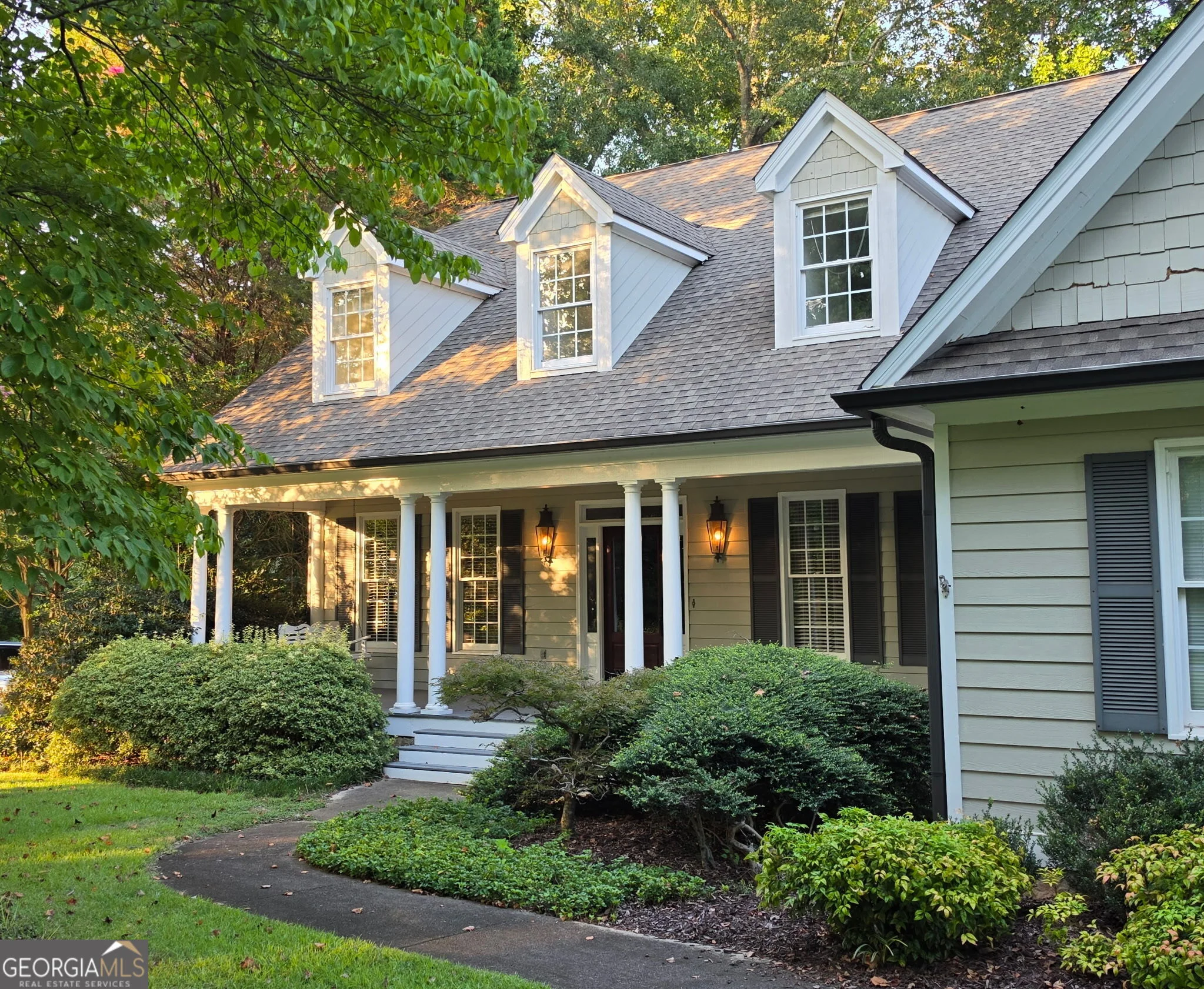 187 Shoreline Circle