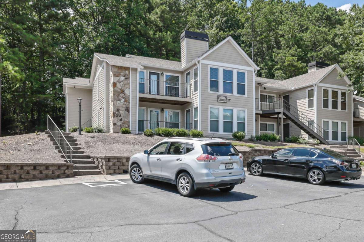 3113 Lake Pointe CIR
