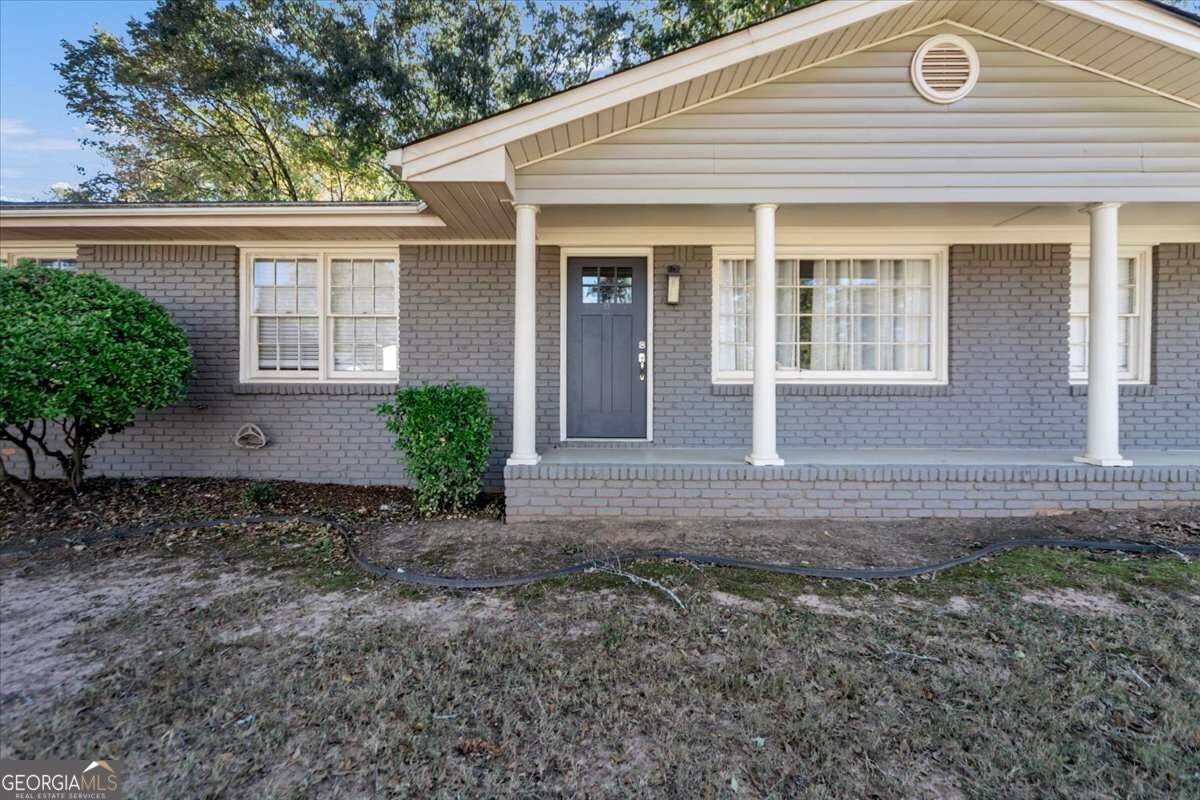 526 Pineview DR SE