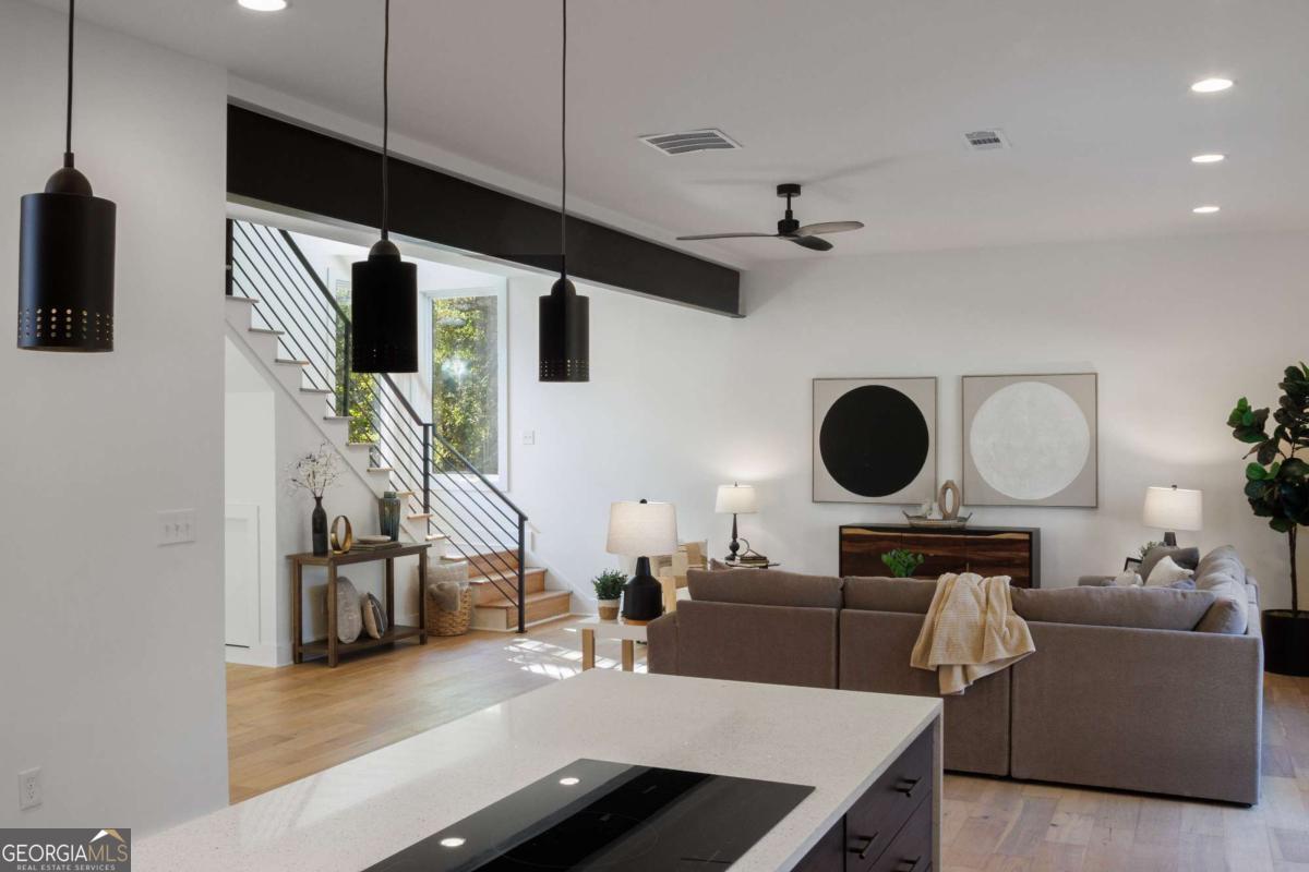 1354 Orange Blossom TER SE