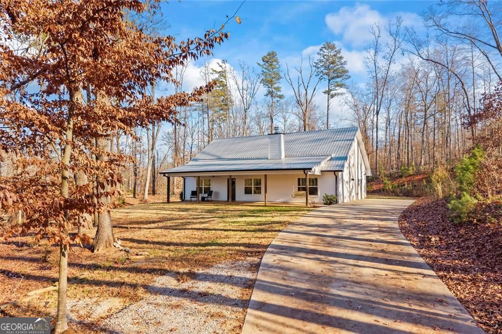 665 N Holcomb DR