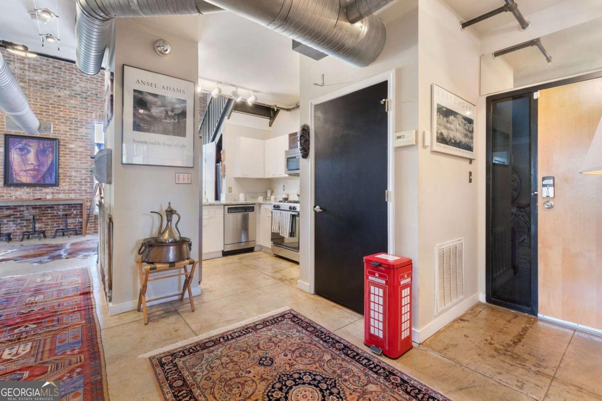 Sessions Street Lofts - Residential Lease