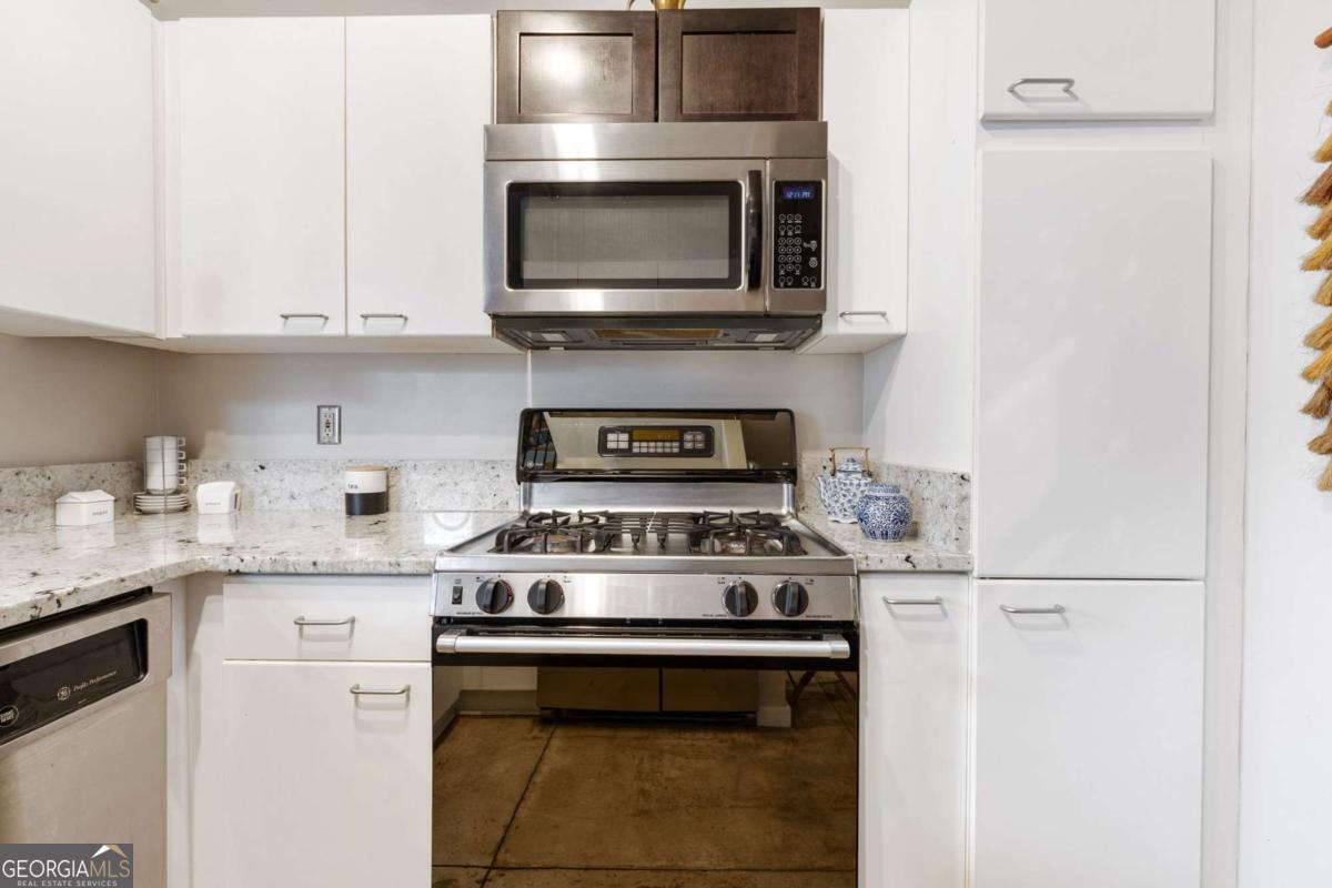Sessions Street Lofts - Residential Lease