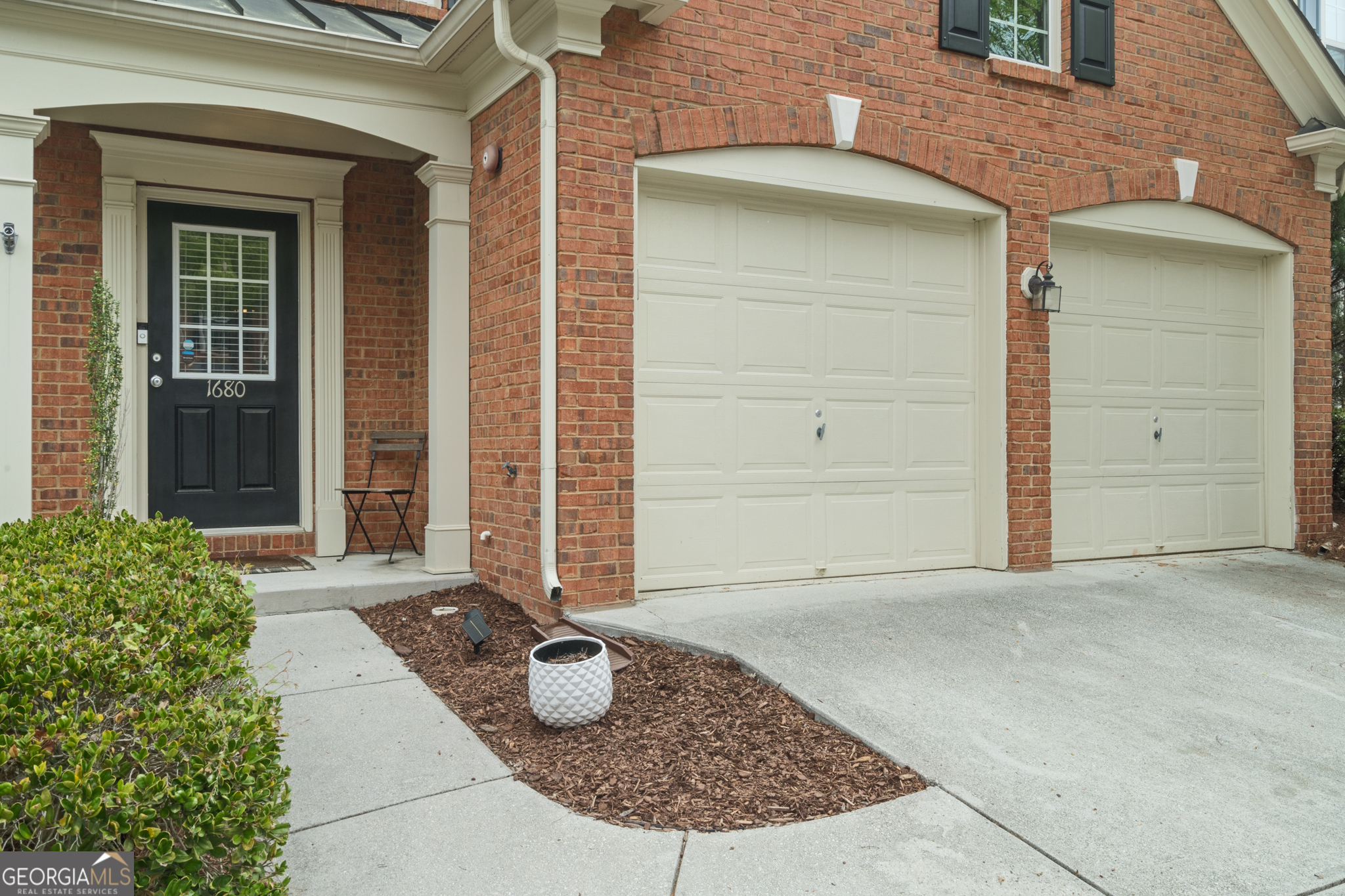 1680 Fair Oak WAY 24