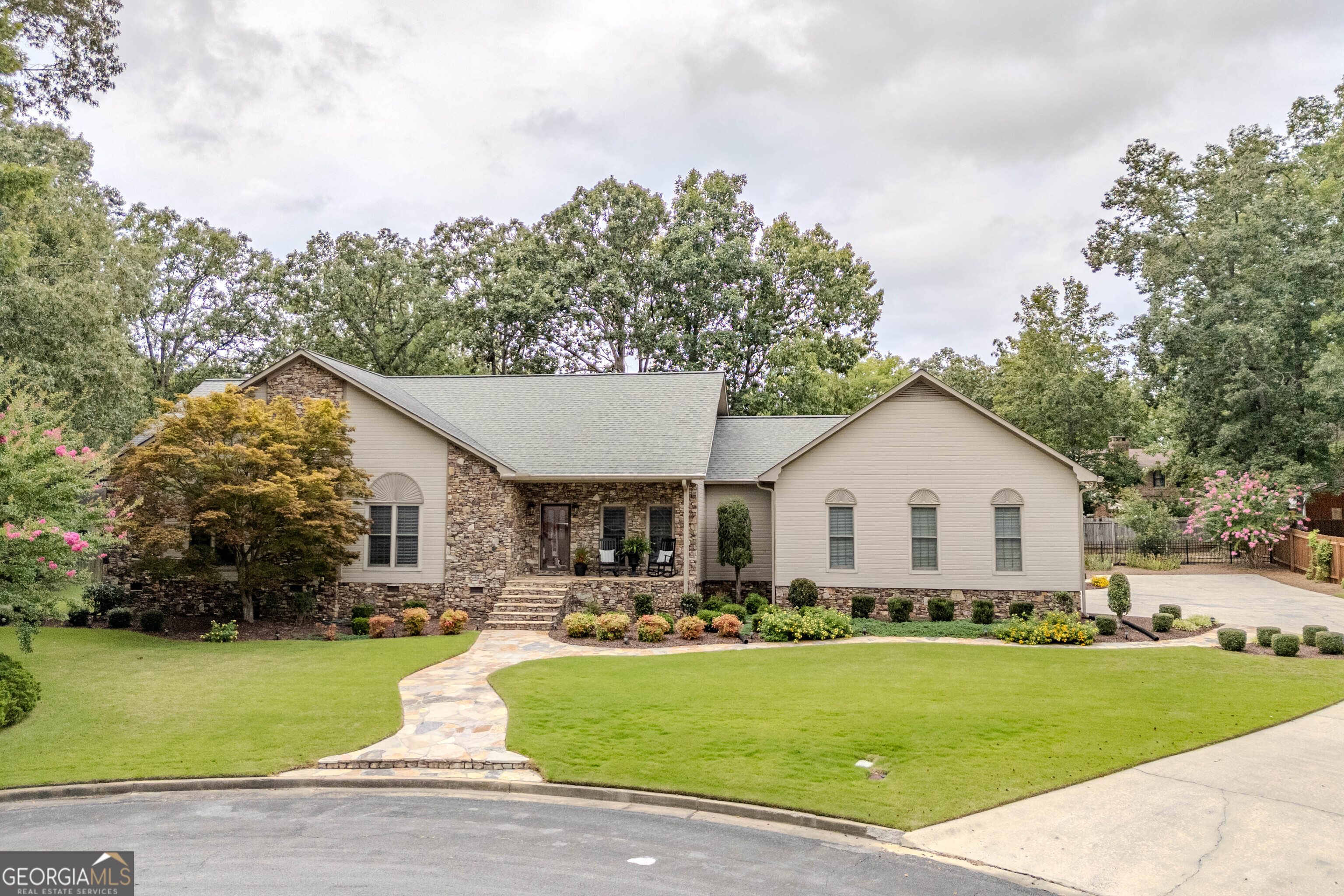 8 Tall Pines TER NW