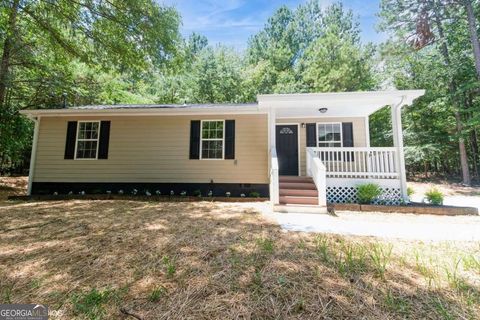 1504 Grady RD Rockmart GA 30153