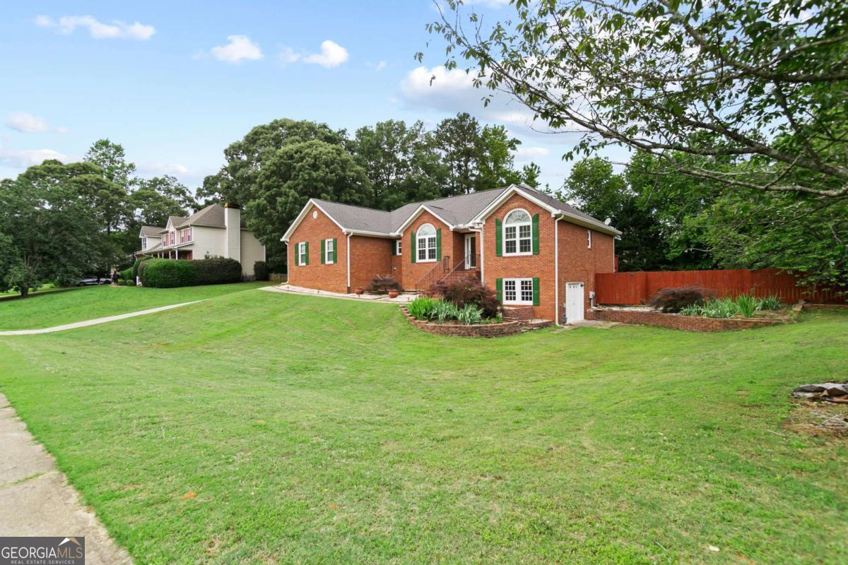 124 Crown WALK