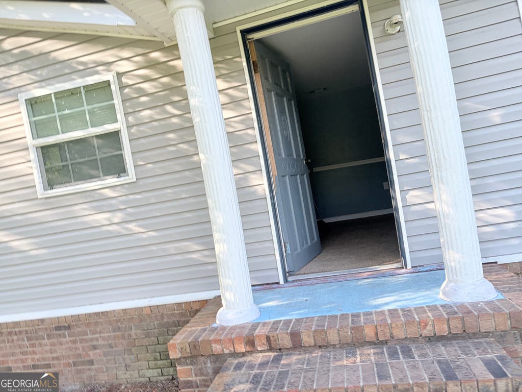 Photo of 423 Old Louisville Road, Newington, GA 30446 (MLS # 10815234)