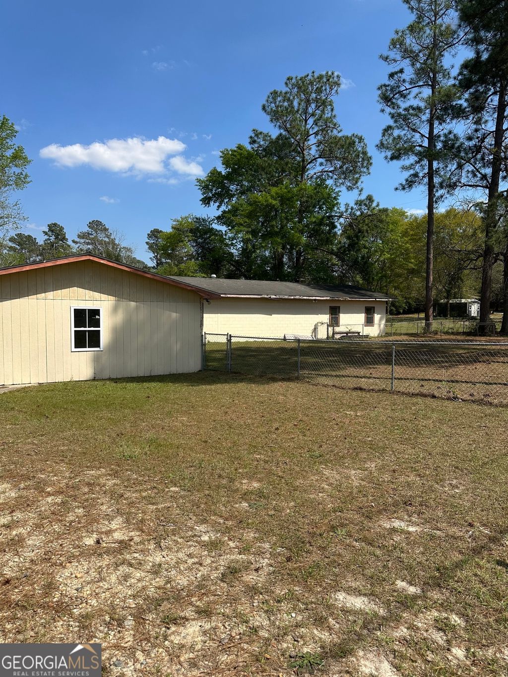 Photo of 1950 W Elm Street, Wrightsville, GA 31027 (MLS # 10762936)