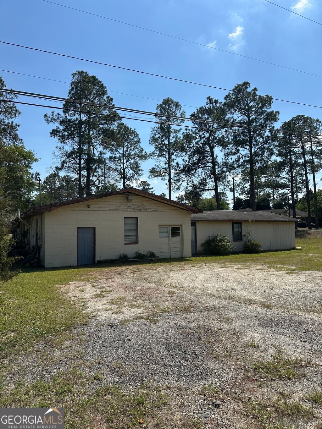 Photo of 1950 W Elm Street, Wrightsville, GA 31027 (MLS # 10762936)