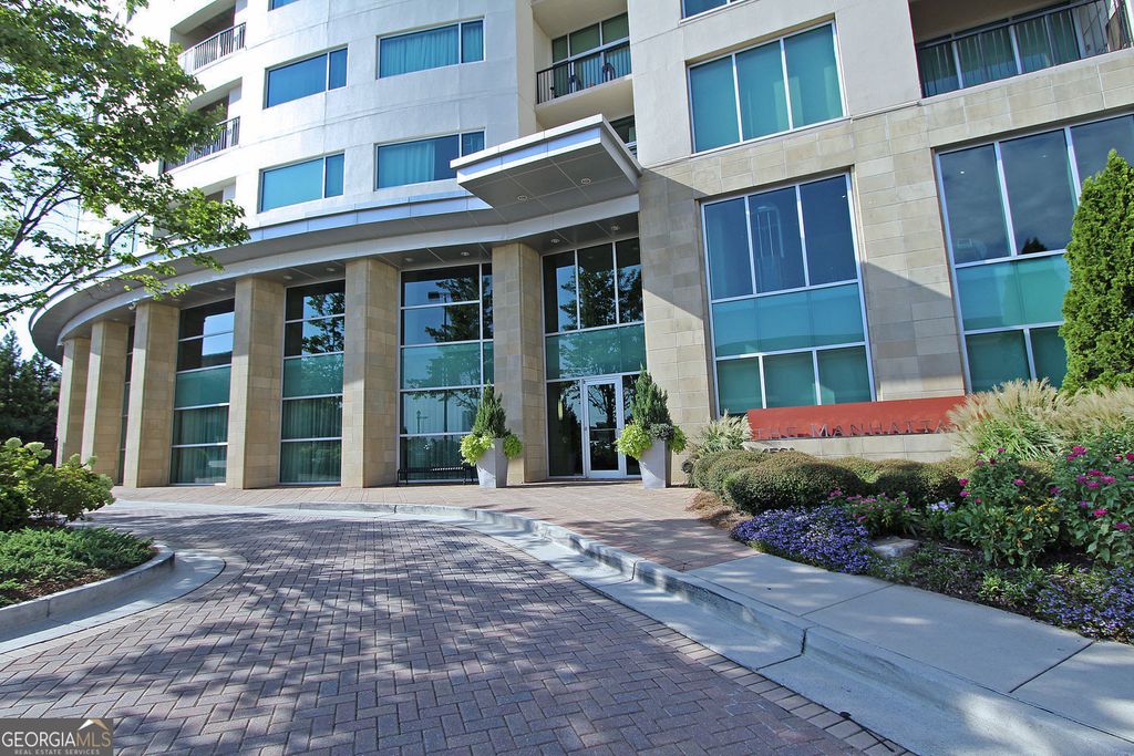 Photo of 4561 Olde Perimeter Way #2407, Atlanta, GA 30346 (MLS # 10686023)