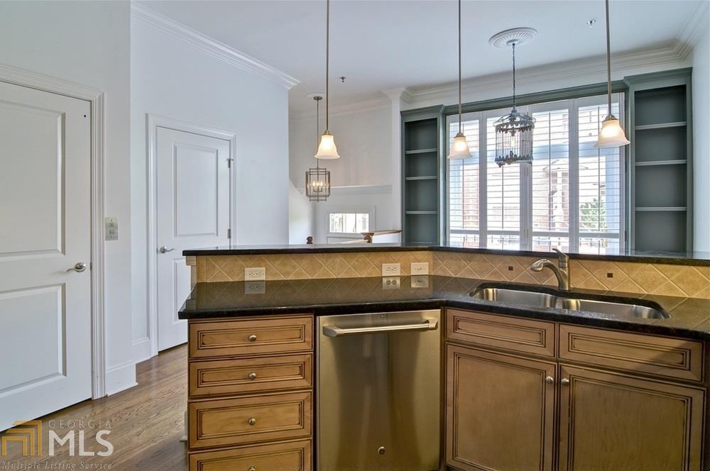 Emerson Hill Square - Residential
