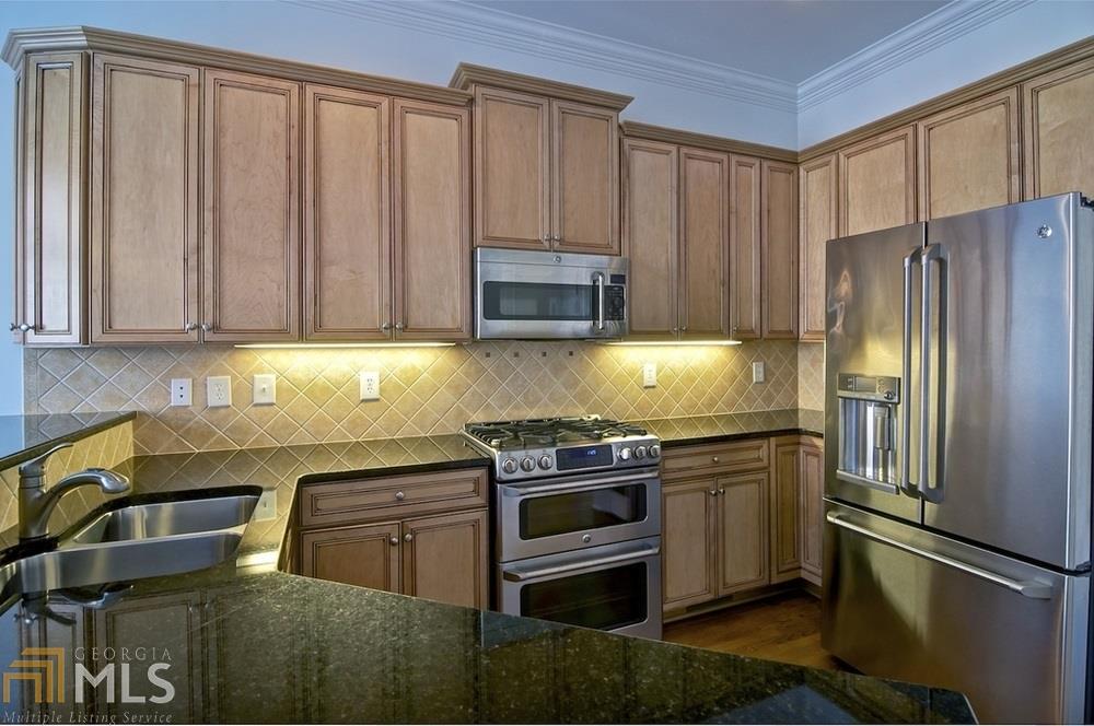 Emerson Hill Square - Residential