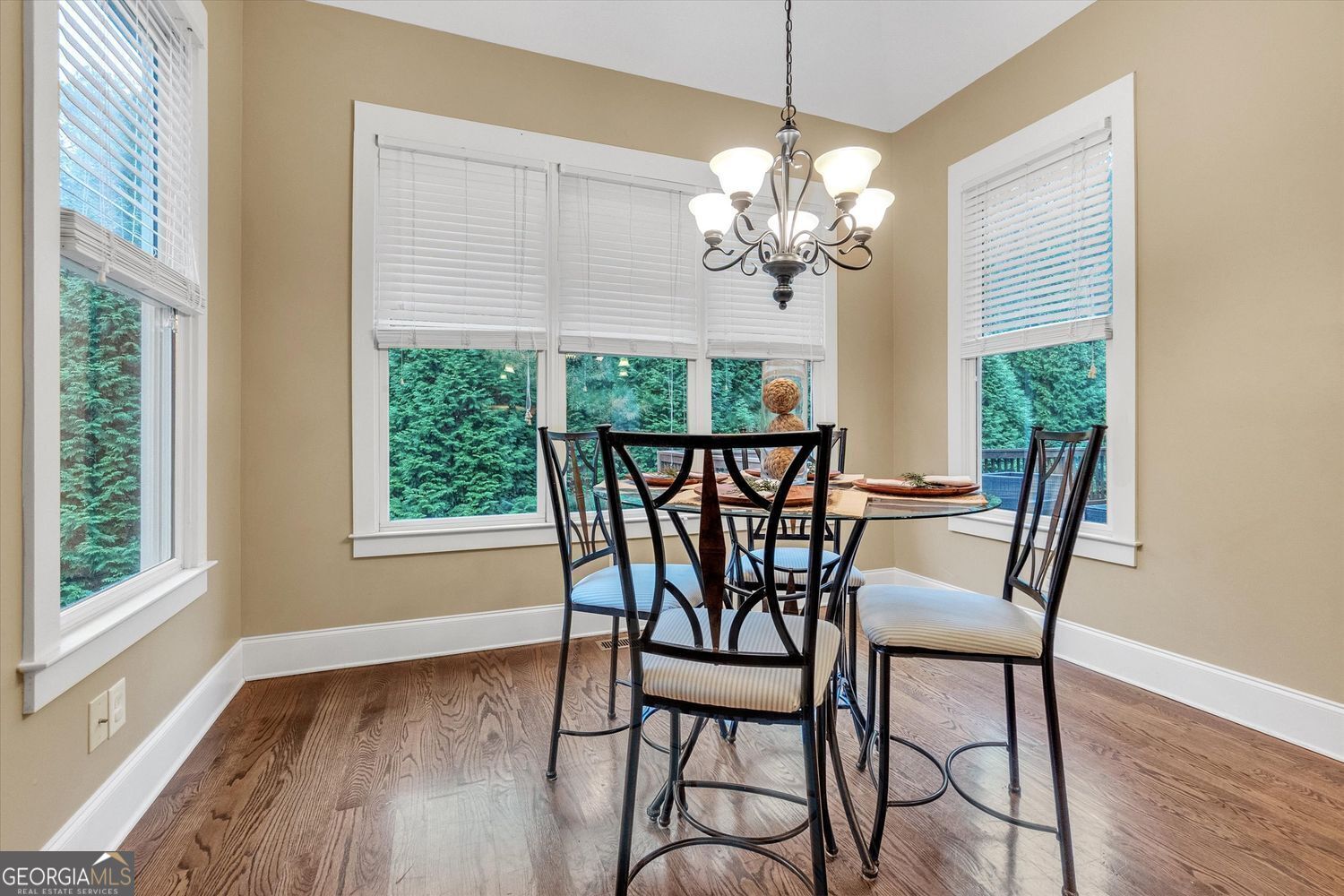 LENORE PLACE - Residential