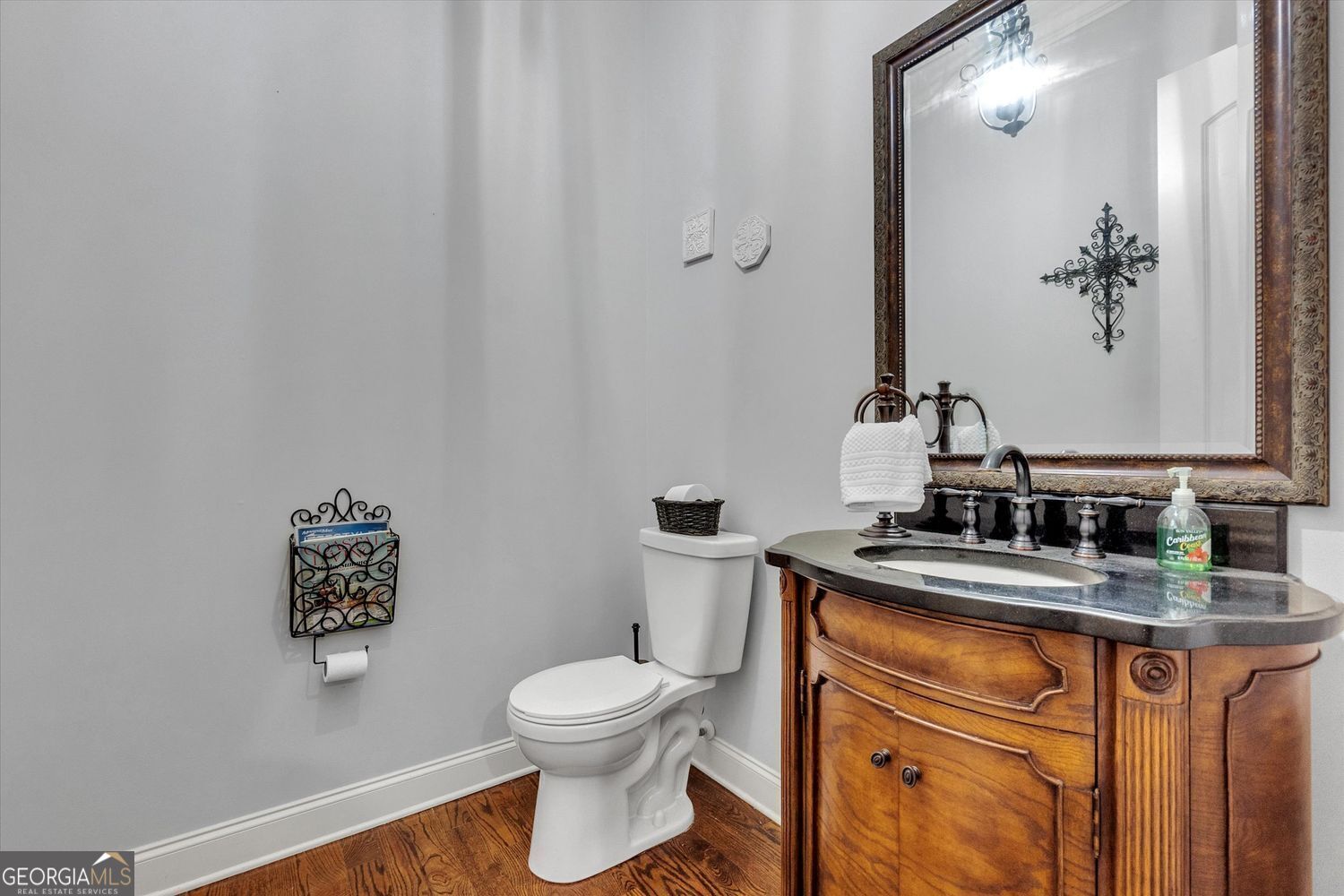 LENORE PLACE - Residential