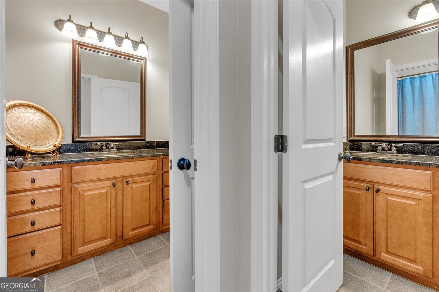 LENORE PLACE - Residential