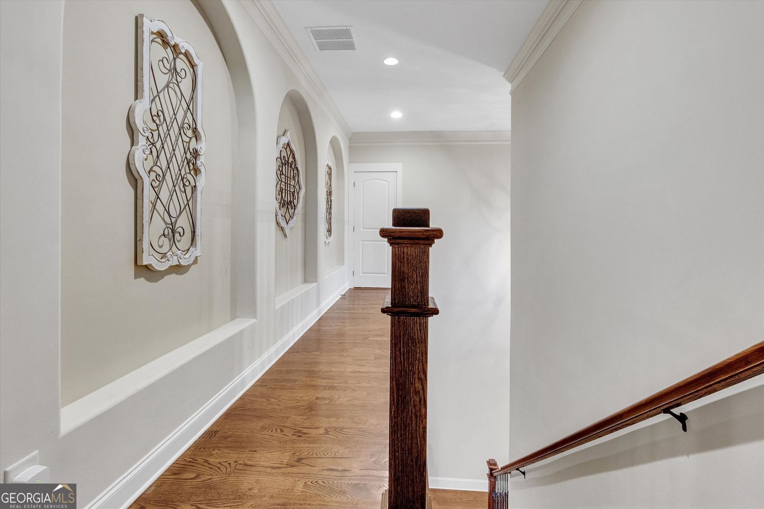 LENORE PLACE - Residential