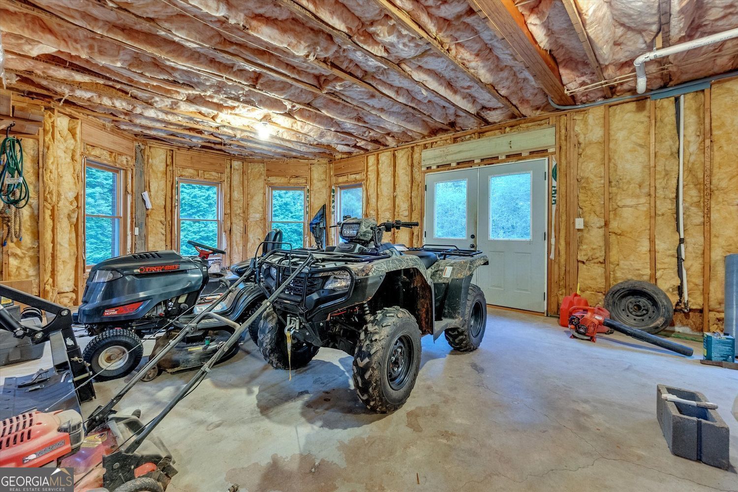 LENORE PLACE - Residential