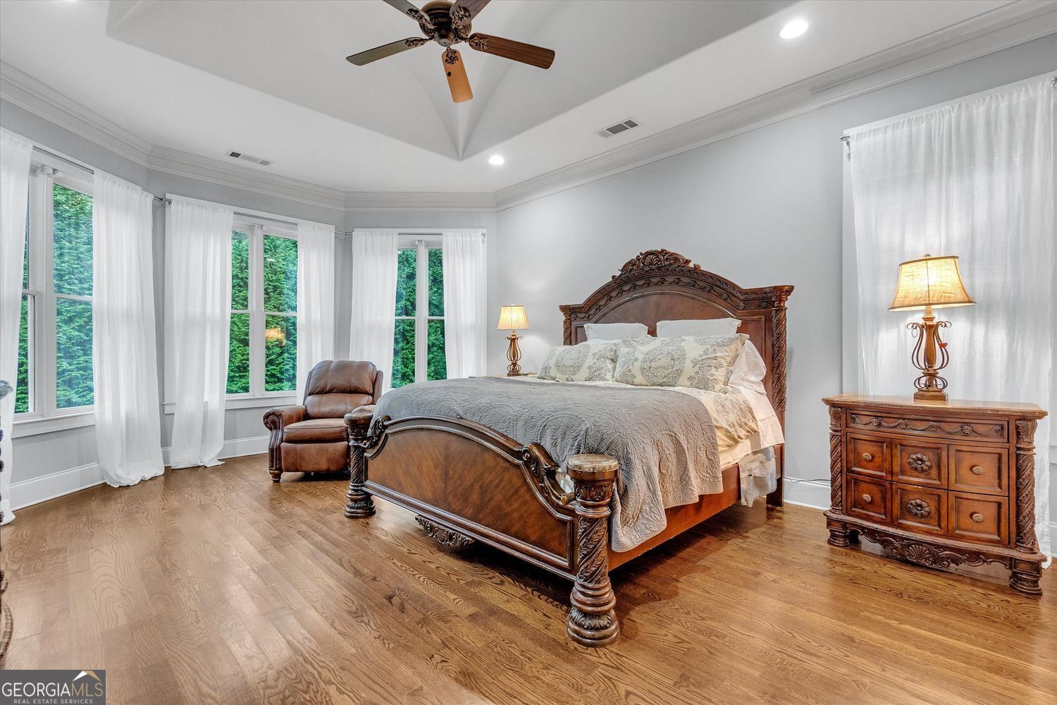 LENORE PLACE - Residential