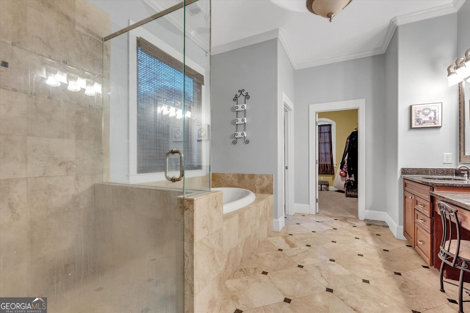 LENORE PLACE - Residential