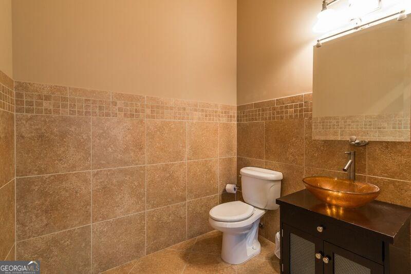 4485 Tench RD UN1410 & 1420